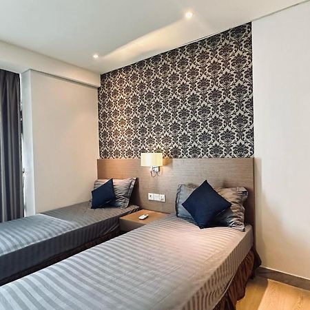 The H Tower Rasuna Suites Kuningan Jakarta By Villaloka Exterior foto