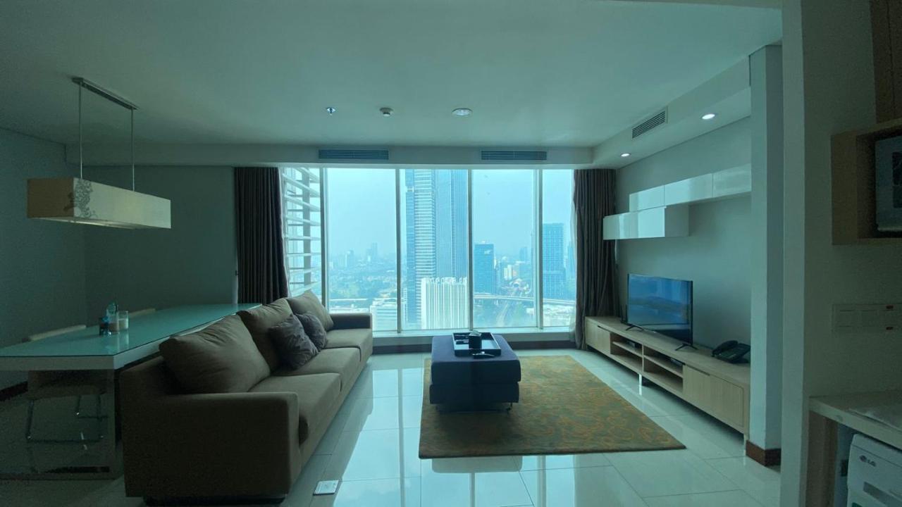 The H Tower Rasuna Suites Kuningan Jakarta By Villaloka Exterior foto
