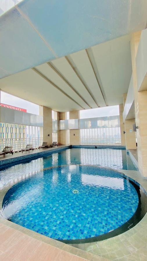 The H Tower Rasuna Suites Kuningan Jakarta By Villaloka Exterior foto