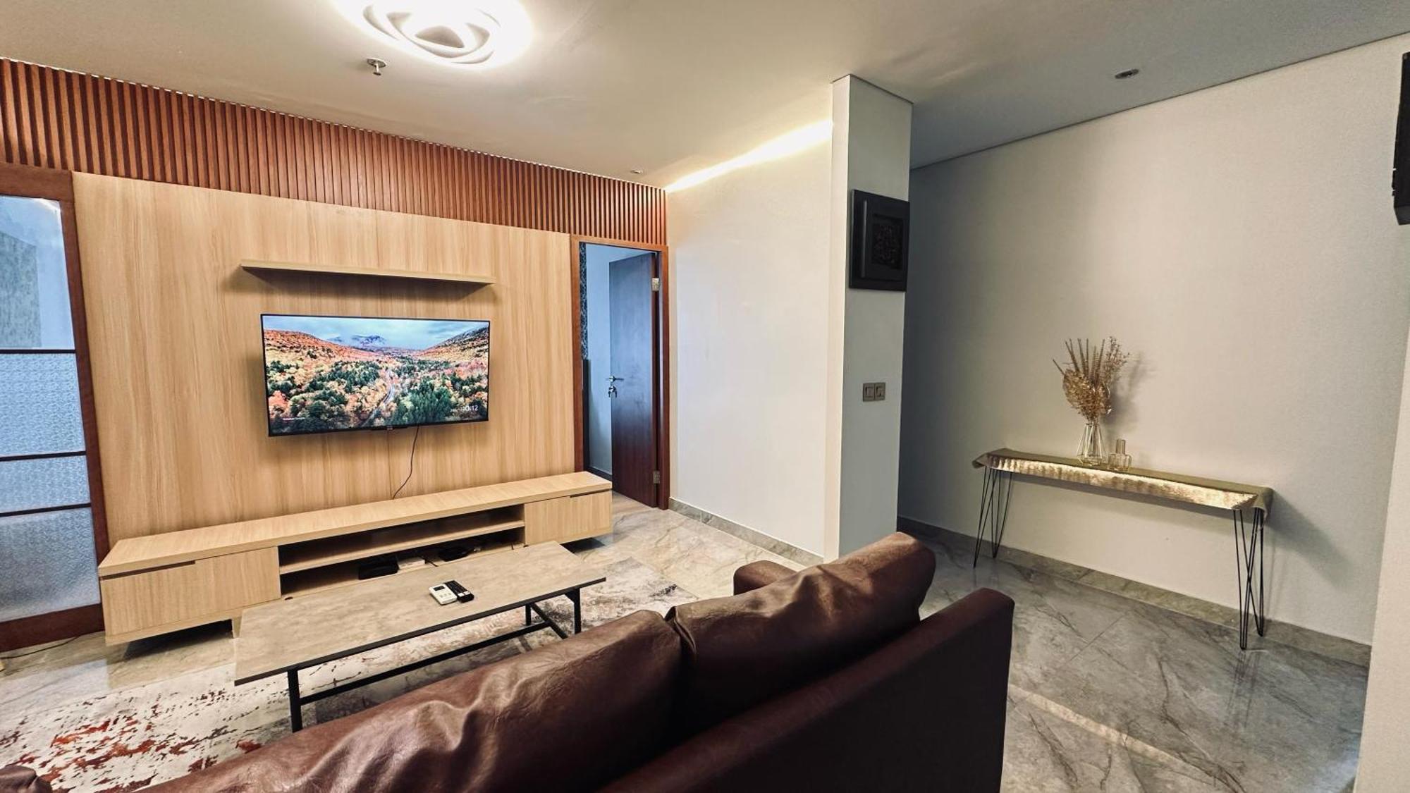 The H Tower Rasuna Suites Kuningan Jakarta By Villaloka Exterior foto